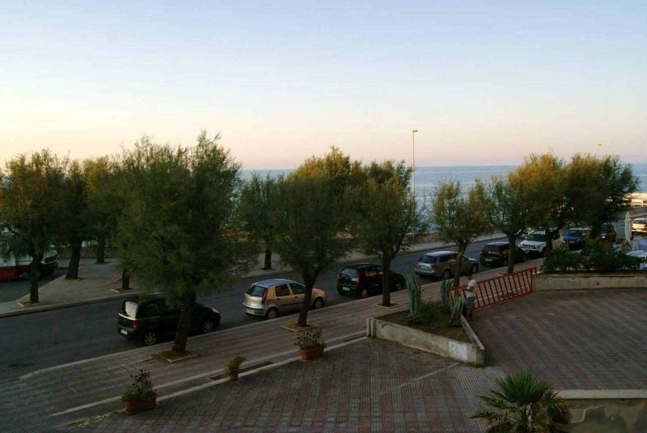 La Veranda Sul Mare Monopoli Exteriör bild